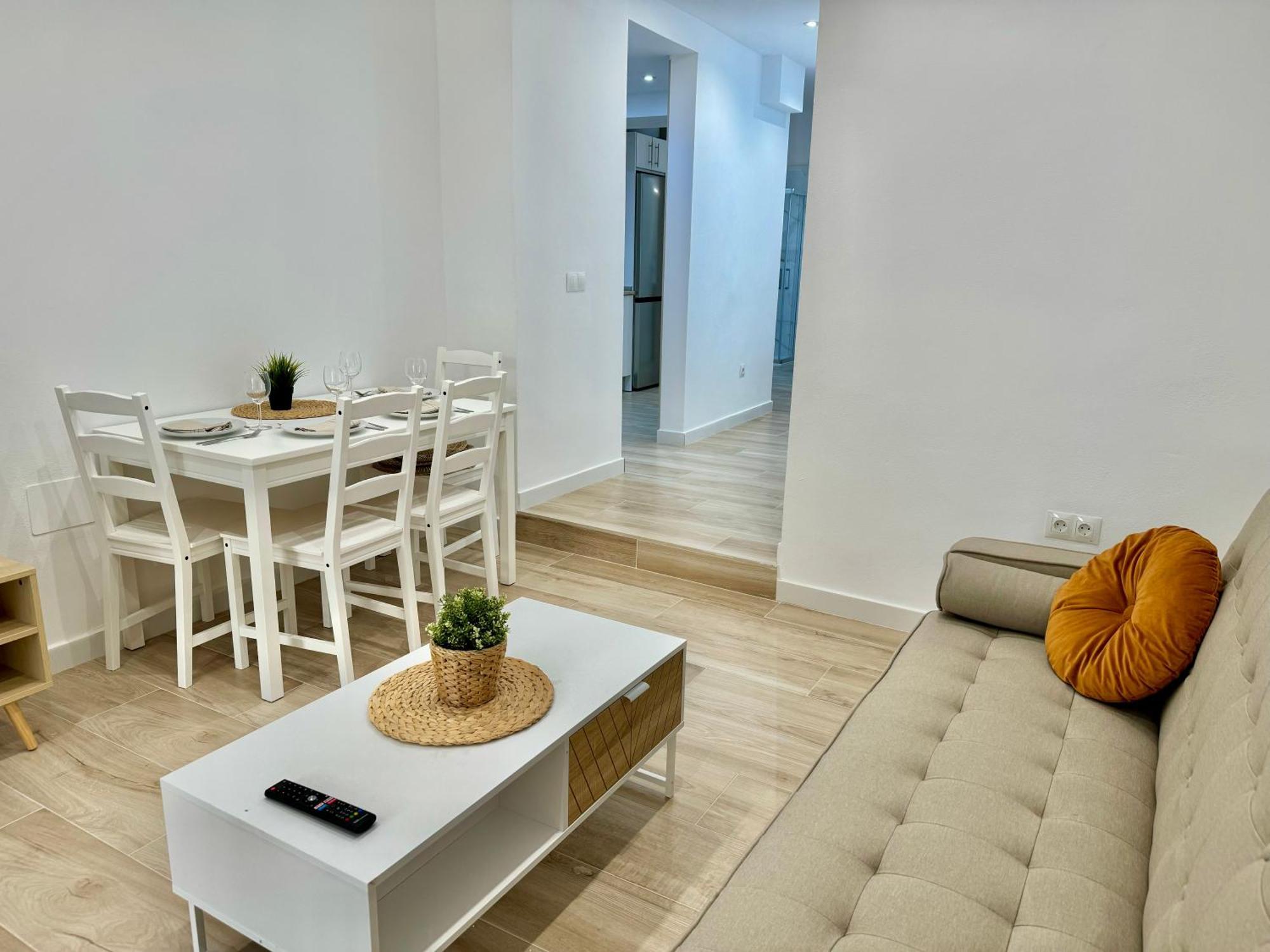 Nueva 29 Apartment Nerja Bagian luar foto